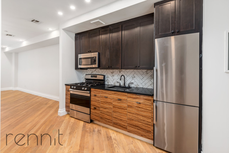1028 Madison St, Apt 6 Image 2