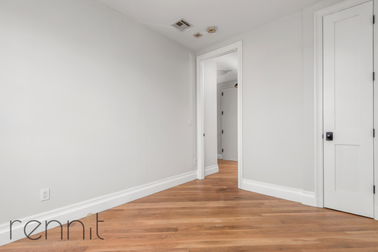 1028 Madison St, Apt 6 Image 12