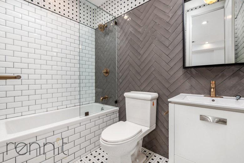 1028 Madison St, Apt 6 Image 13