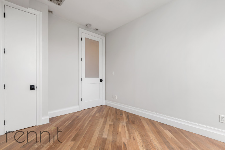1028 Madison St, Apt 6 Image 7