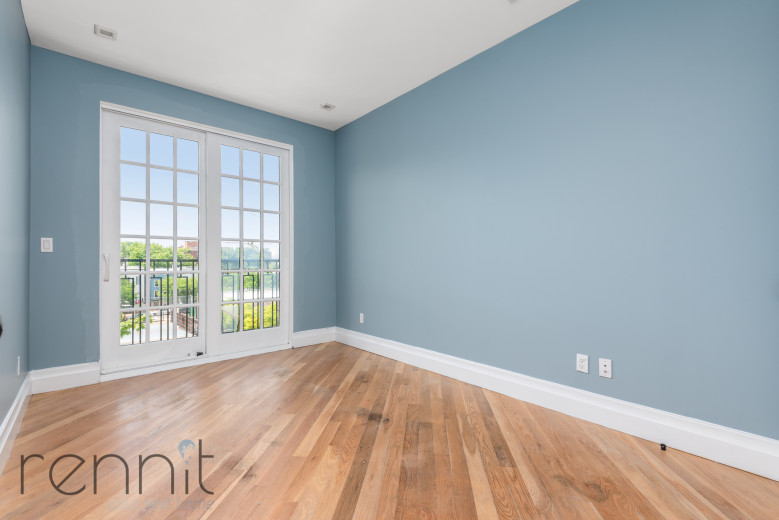 1028 Madison St, Apt 6 Image 8