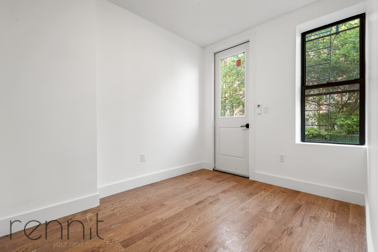 71-33 65 Pl, Apt 1A Image 8