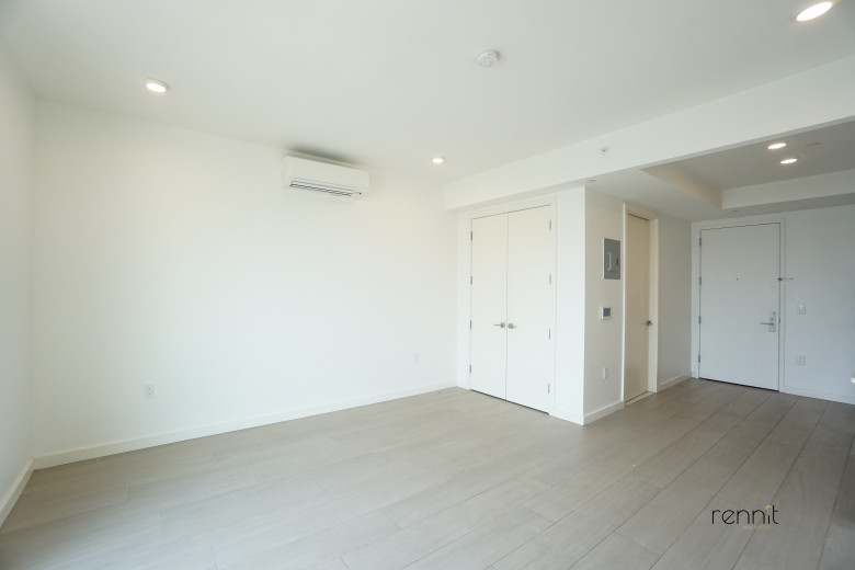 33 Little Nassau St, Apt 804 Image 2