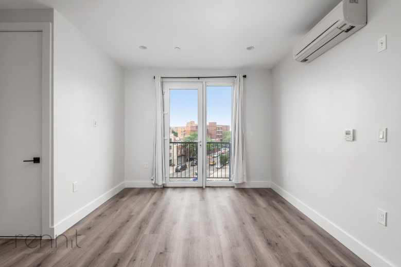 125 Kings Hwy, Apt 5A Image 1