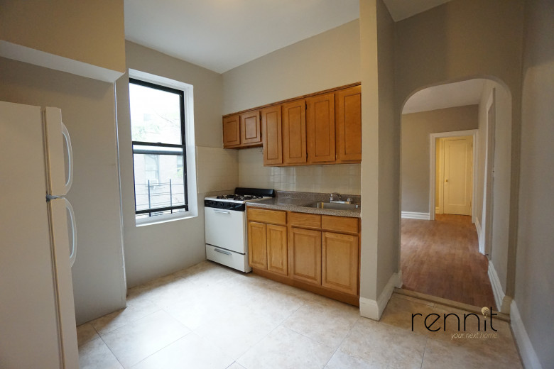 1124 43rd St, Apt D2 Image 1