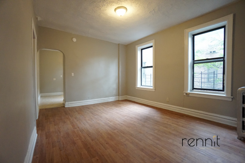 1124 43rd St, Apt D2 Image 5