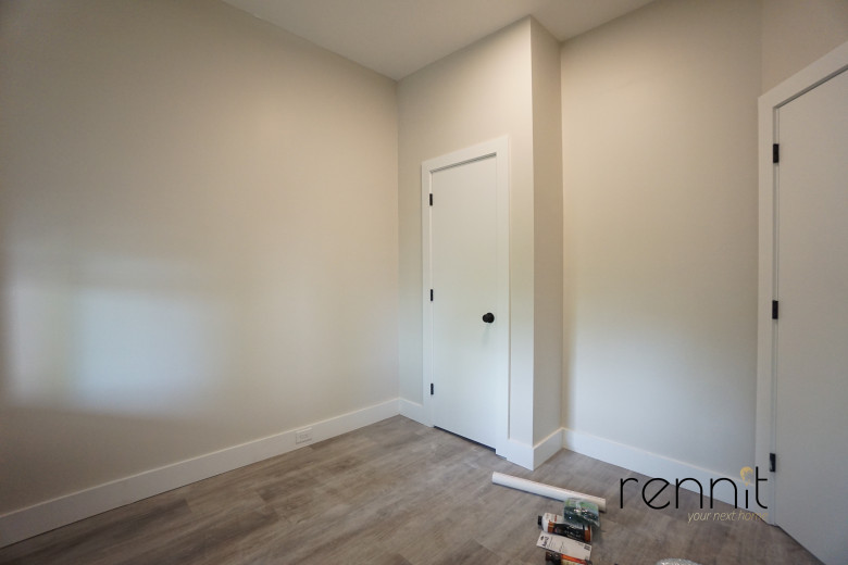 60-85 54th St, Apt 2 Image 10