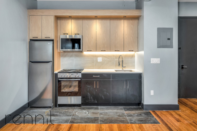 37 Wilson Ave, Apt 3B Image 2