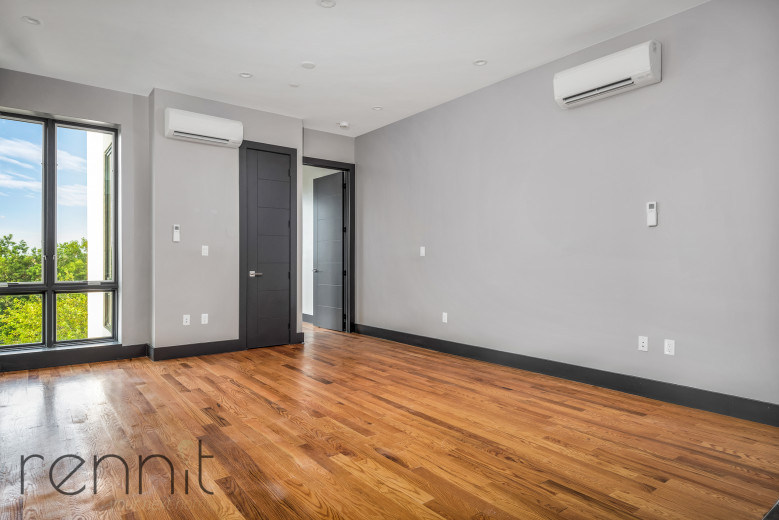 37 Wilson Ave, Apt 3B Image 3