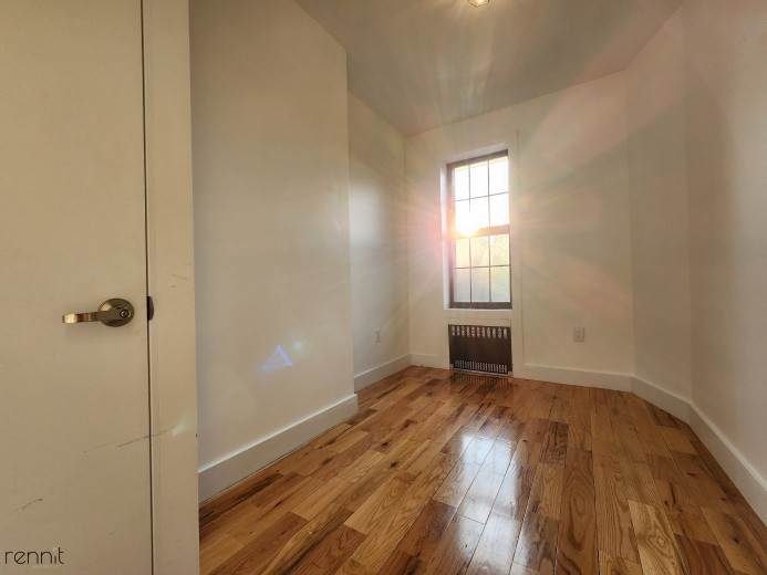 640 Kosciuszko St, Apt 2L Image 14
