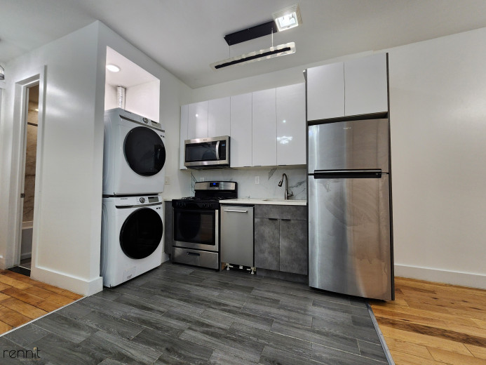 640 Kosciuszko St, Apt 2L Image 18