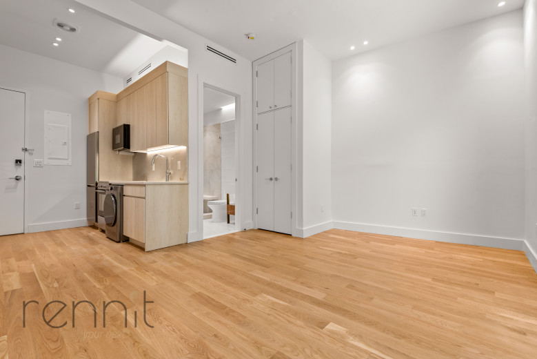 85 South 6th St, Apt 2C Image 3