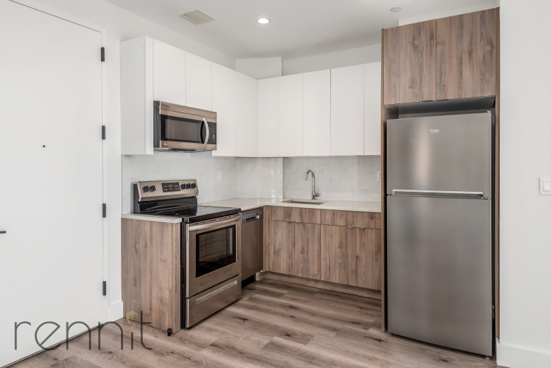 125 Kings Hwy, Apt 5J Image 2