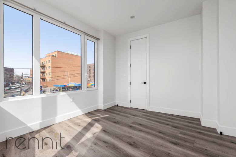 125 Kings Hwy, Apt 5J Image 7