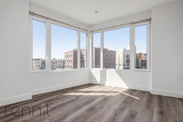 125 Kings Hwy, Apt 5J Image 6