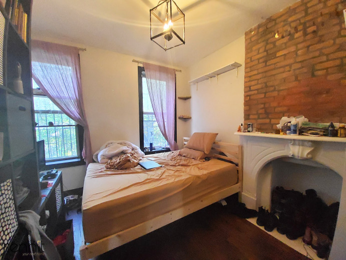 758 Willoughby Ave, Apt 3 Image 2