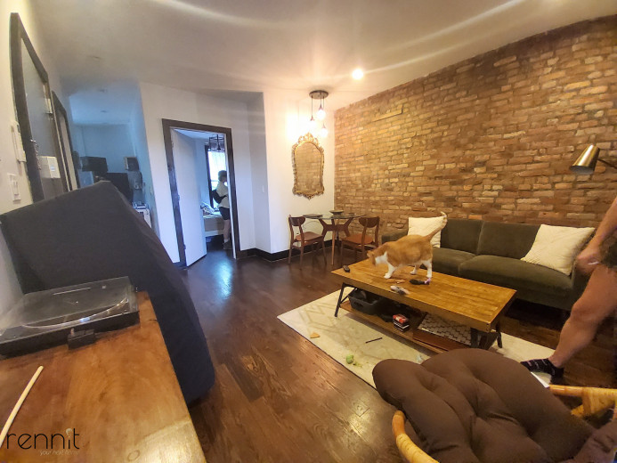 758 Willoughby Ave, Apt 3 Image 6