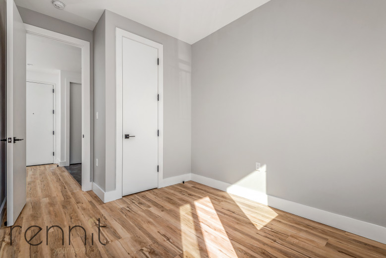 1115 Decatur St, Apt 3A Image 9