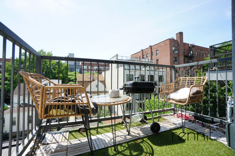 1620 New York Ave, Apt 4C Image 6