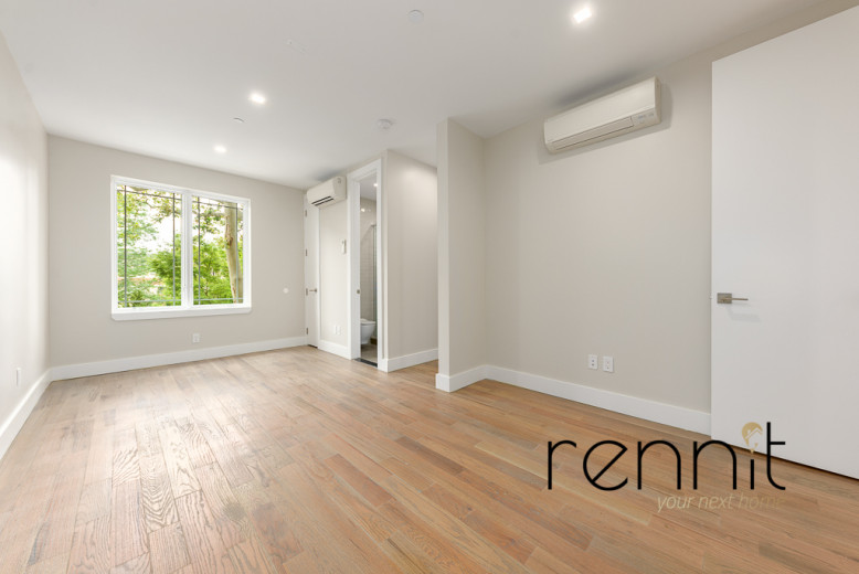 591 Rutland Rd, Apt 3F Image 7