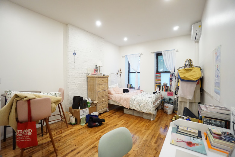 818 Marcy Ave, Apt 1A Image 1