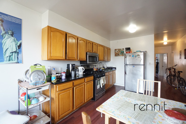 1022 Broadway, Apt 3 Image 2