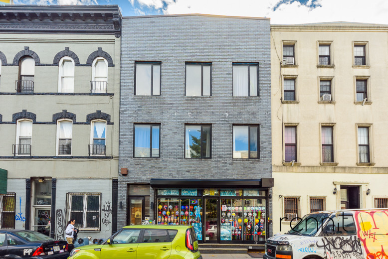 1042 Flushing Ave, Apt 3R Image 18