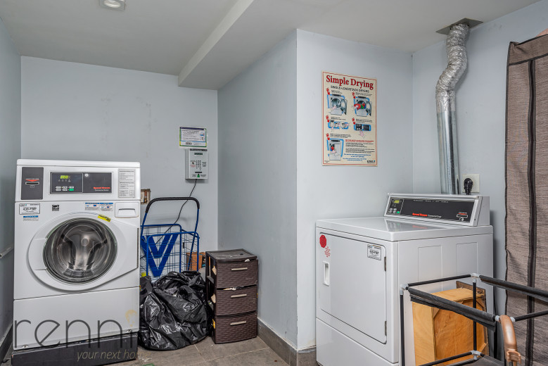 137 Albany Ave, Apt 2F Image 16