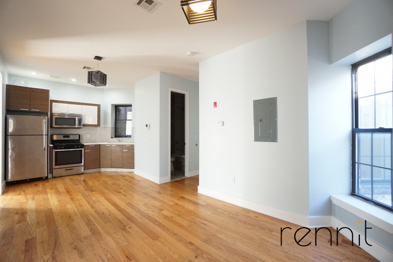 137 Albany Ave, Apt 2F Image 4