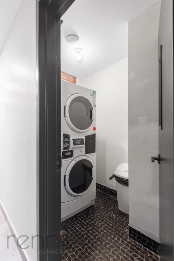 209 Troy Ave, Apt 5 Image 10
