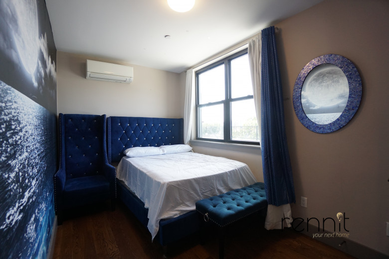 209 Troy Ave, Apt 5 Image 4