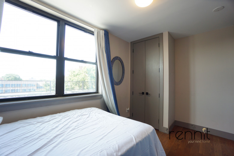 209 Troy Ave, Apt 5 Image 5
