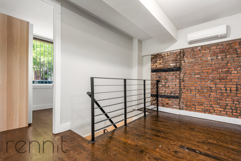 810 St Johns Pl, Apt 1F Image 5