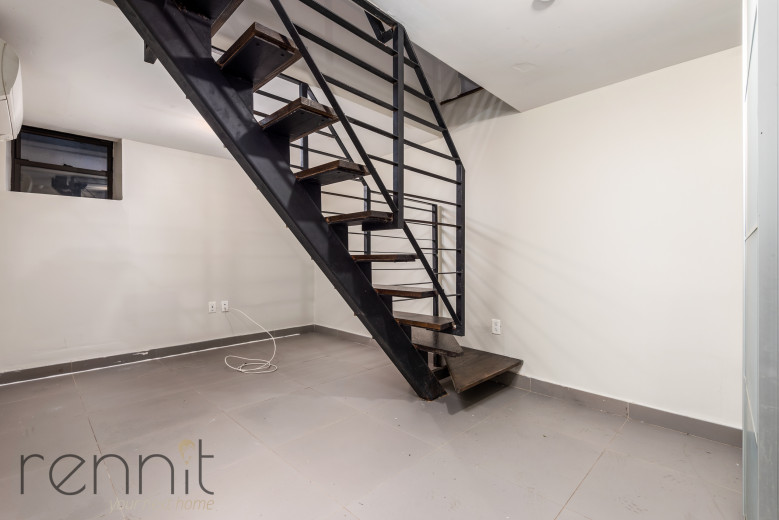 810 St Johns Pl, Apt 1F Image 7