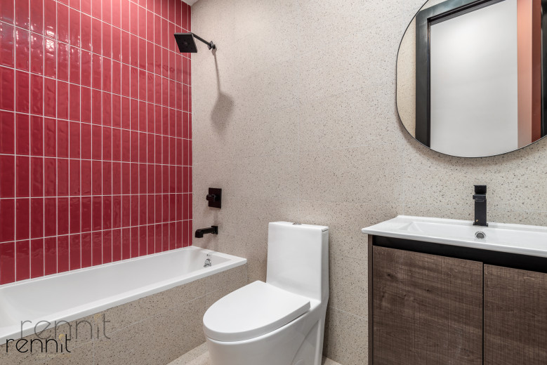 127 Thames Street, Apt 4L Image 8