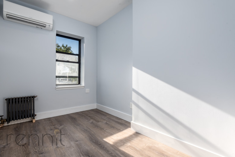 320 Throop Ave, Apt 2 Image 5