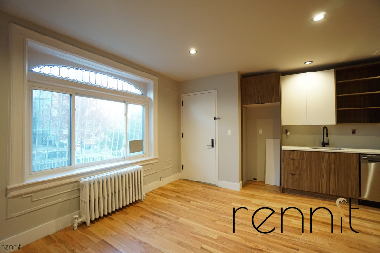 822 Lenox Rd, Apt 1 Image 4