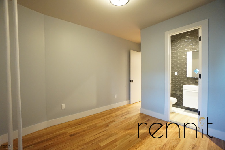822 Lenox Rd, Apt 1 Image 8