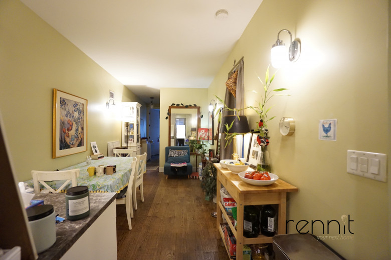 1689 Gates Ave, Apt 1Right Image 7