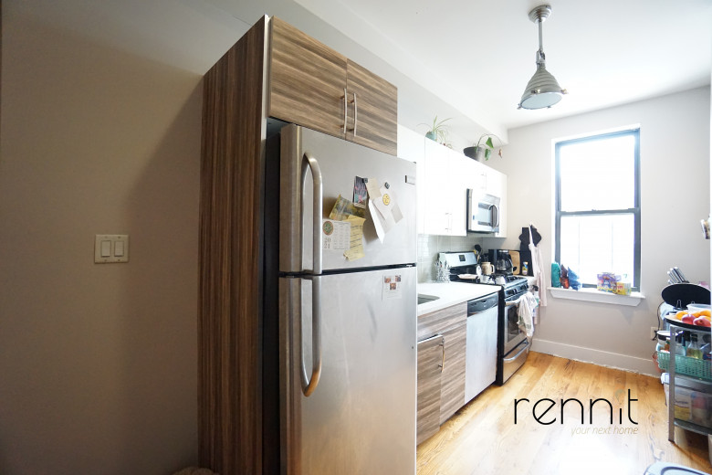 224 Schaefer St, Apt 2L Image 1