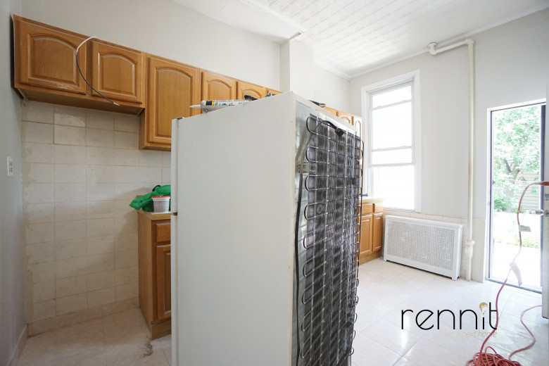60-85 54th St, Apt 1L Image 5