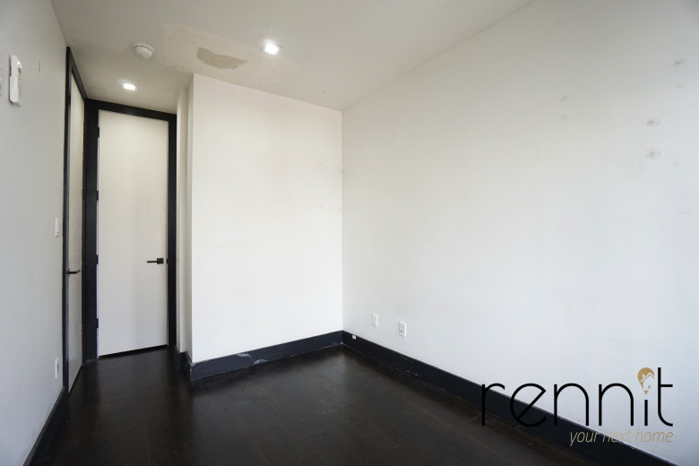 241 Devoe St, Apt 2R Image 7
