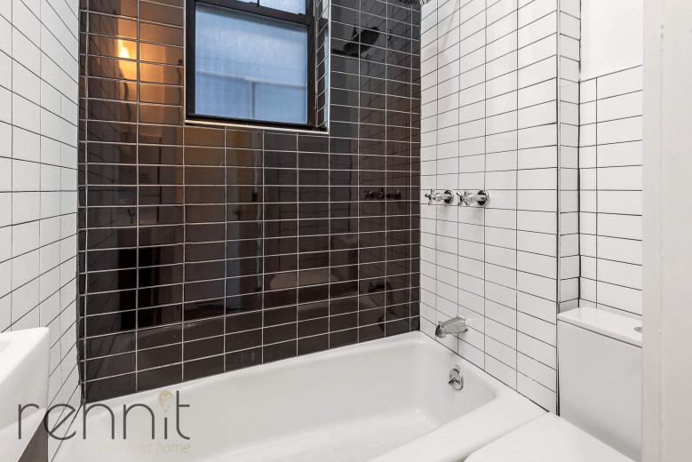 238 Stockholm St, Apt 4L Image 2