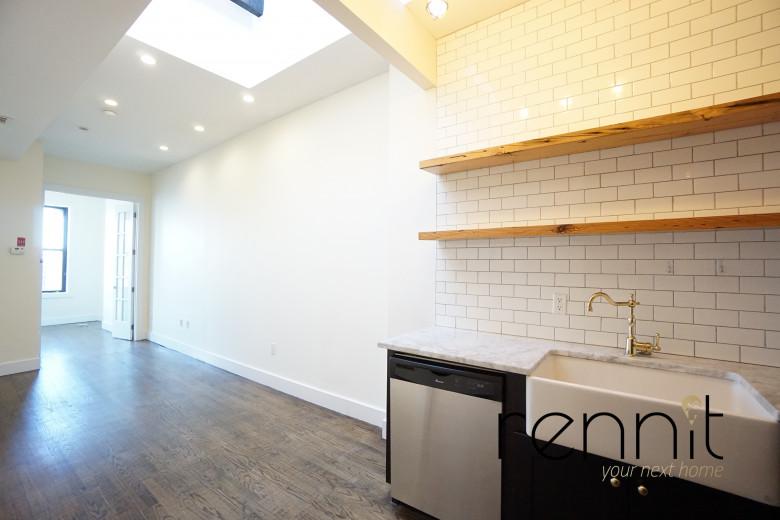 238 Stockholm St, Apt 4L Image 4