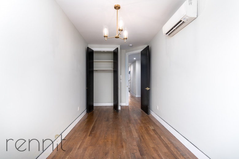 312 Keap St, Apt 4 Image 8