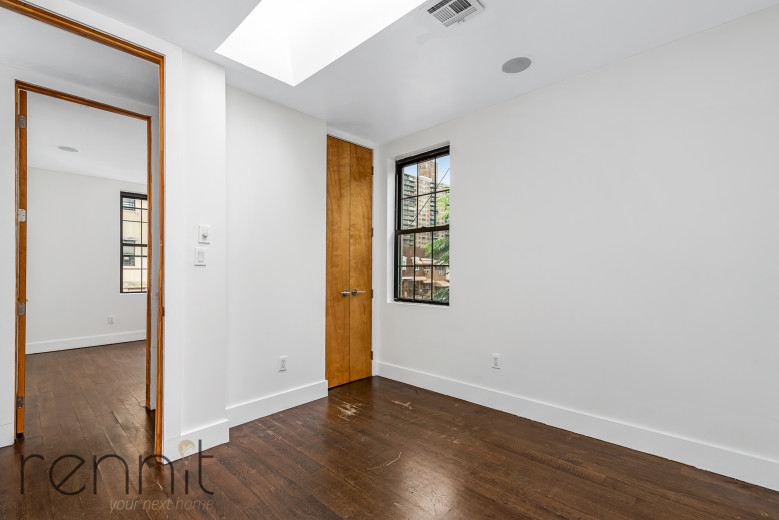 119 McKibbin St, Apt 2 Image 6