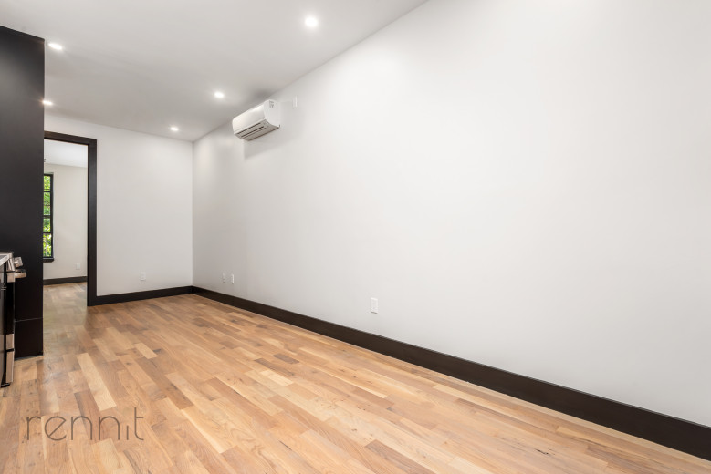 127 Thames St, Apt 3L Image 3