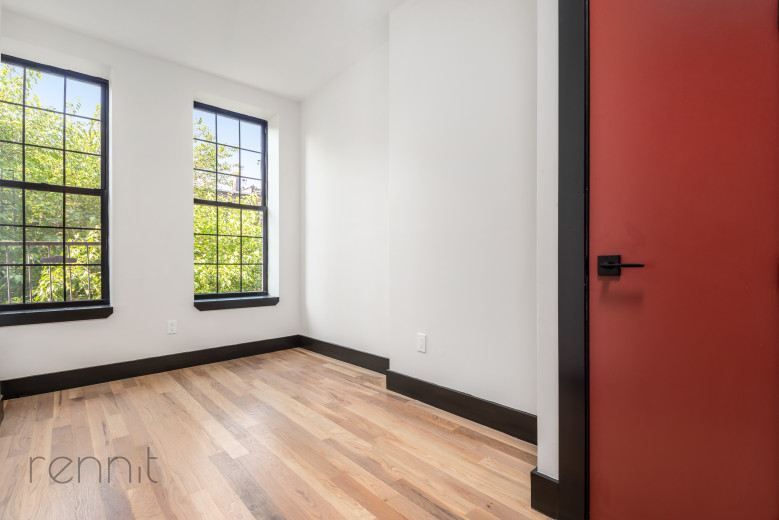 127 Thames St, Apt 3L Image 9