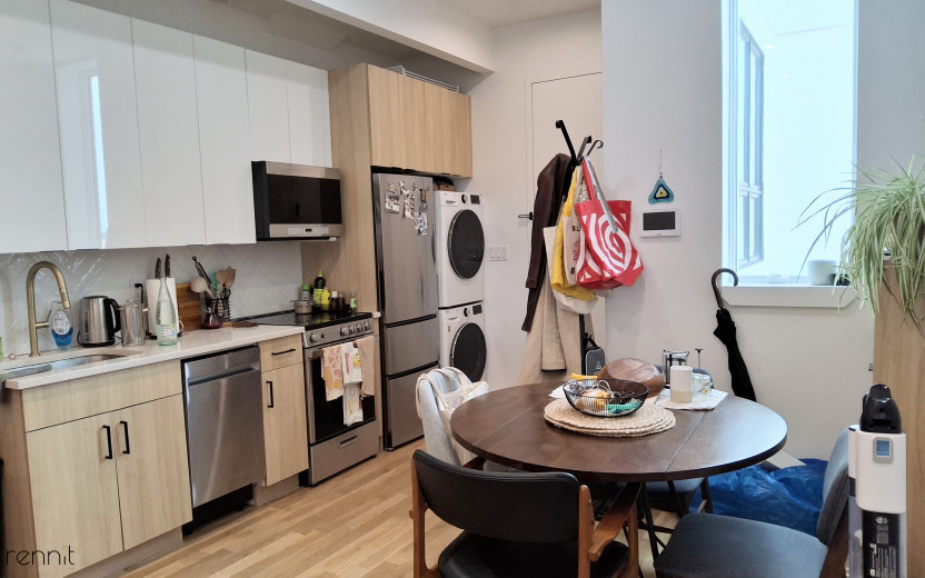 511 Meeker Ave, Apt 4B Image 3