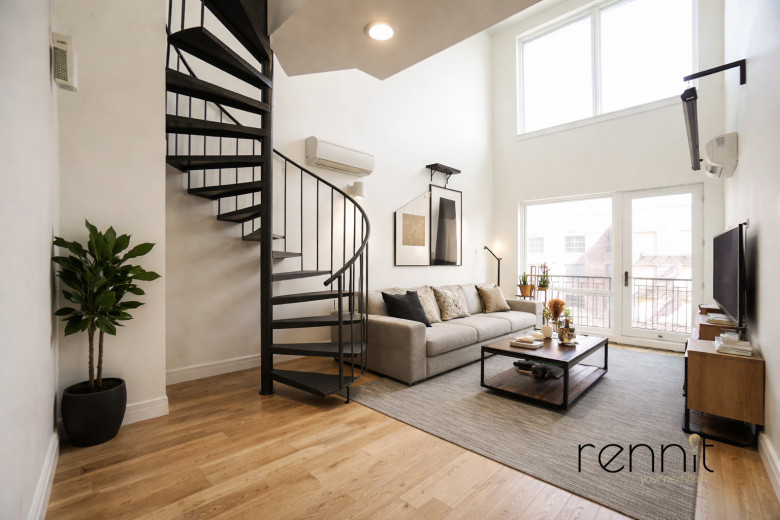 676 New York Ave, Apt 6B Image 1